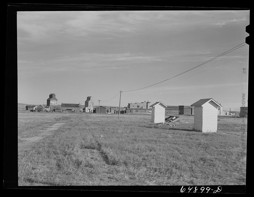 Brockway, Montana. This town is the railroad head for a large grain and stock area. Sourced from the Library of Congress.