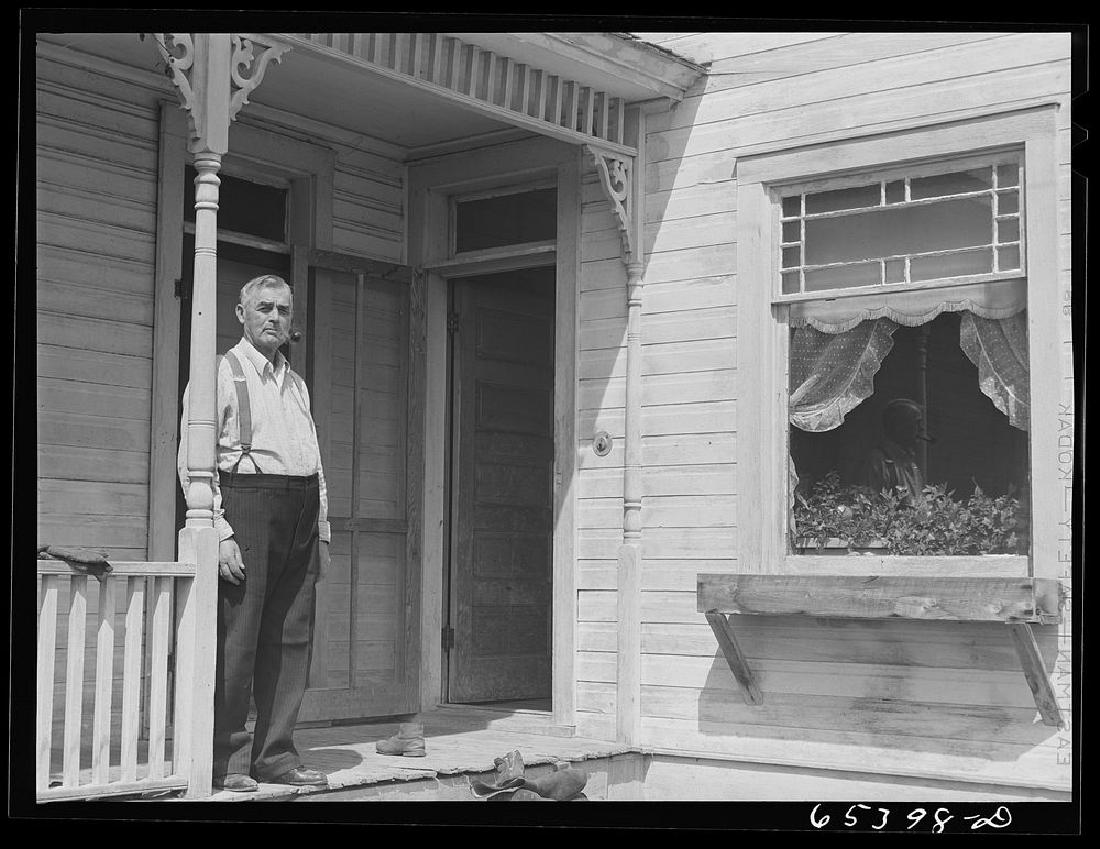 [Untitled photo, possibly related to: Beaverhead County, Montana. An old rancher who came from Iowa as a young man and…