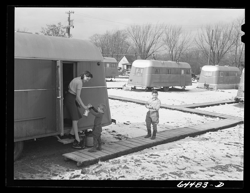 Burlington, Iowa. Acres unit, FSA (Farm Security Administration) trailer camp for workers at Burlington ordnance plant.…