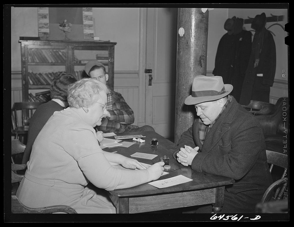 [Untitled photo, possibly related to: Glencoe, Minnesota. Selective Service registration for men twenty to forty-four not…