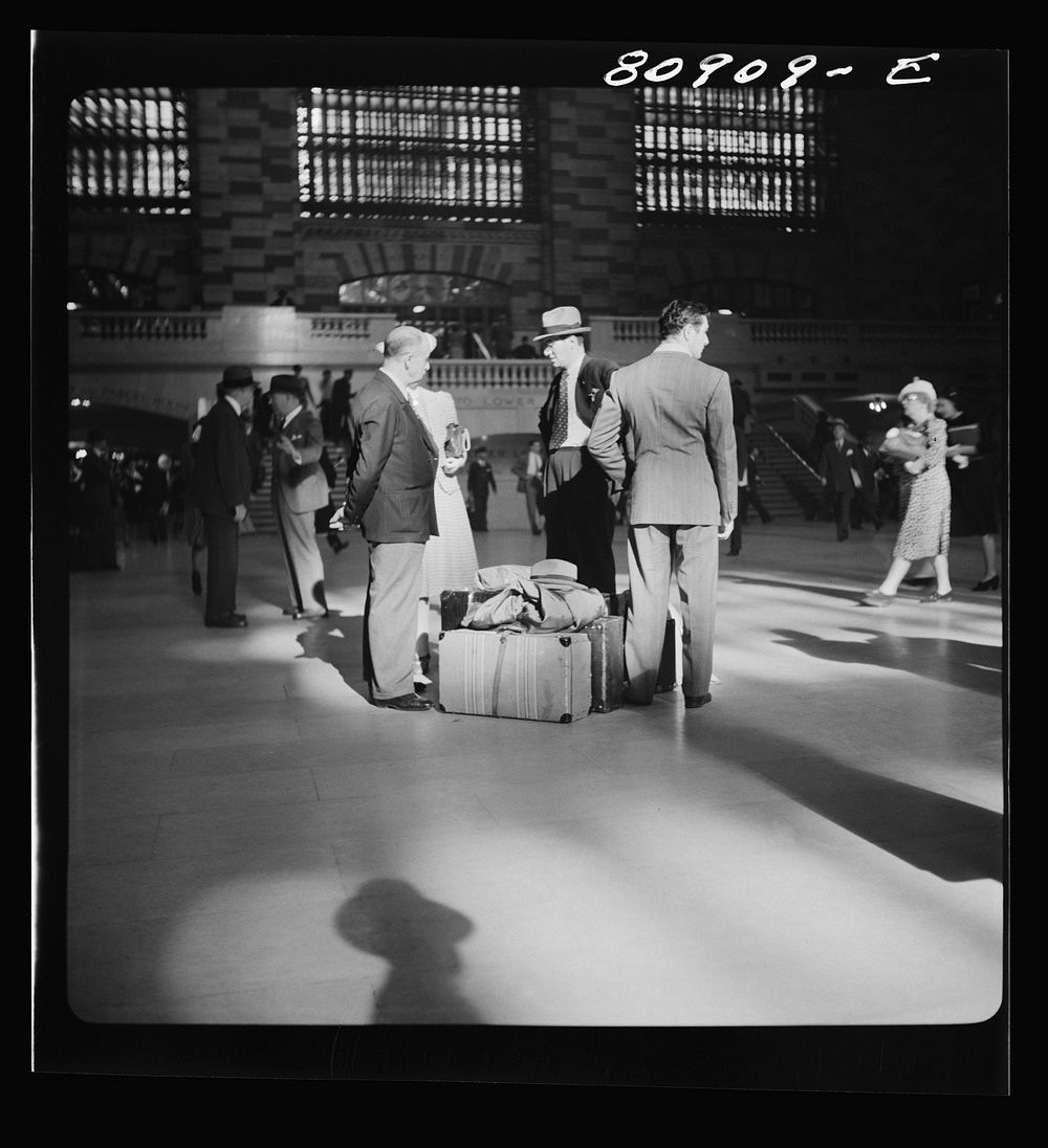 [Untitled photo, possibly related to: Grand Central Terminal, New York City]. Sourced from the Library of Congress.