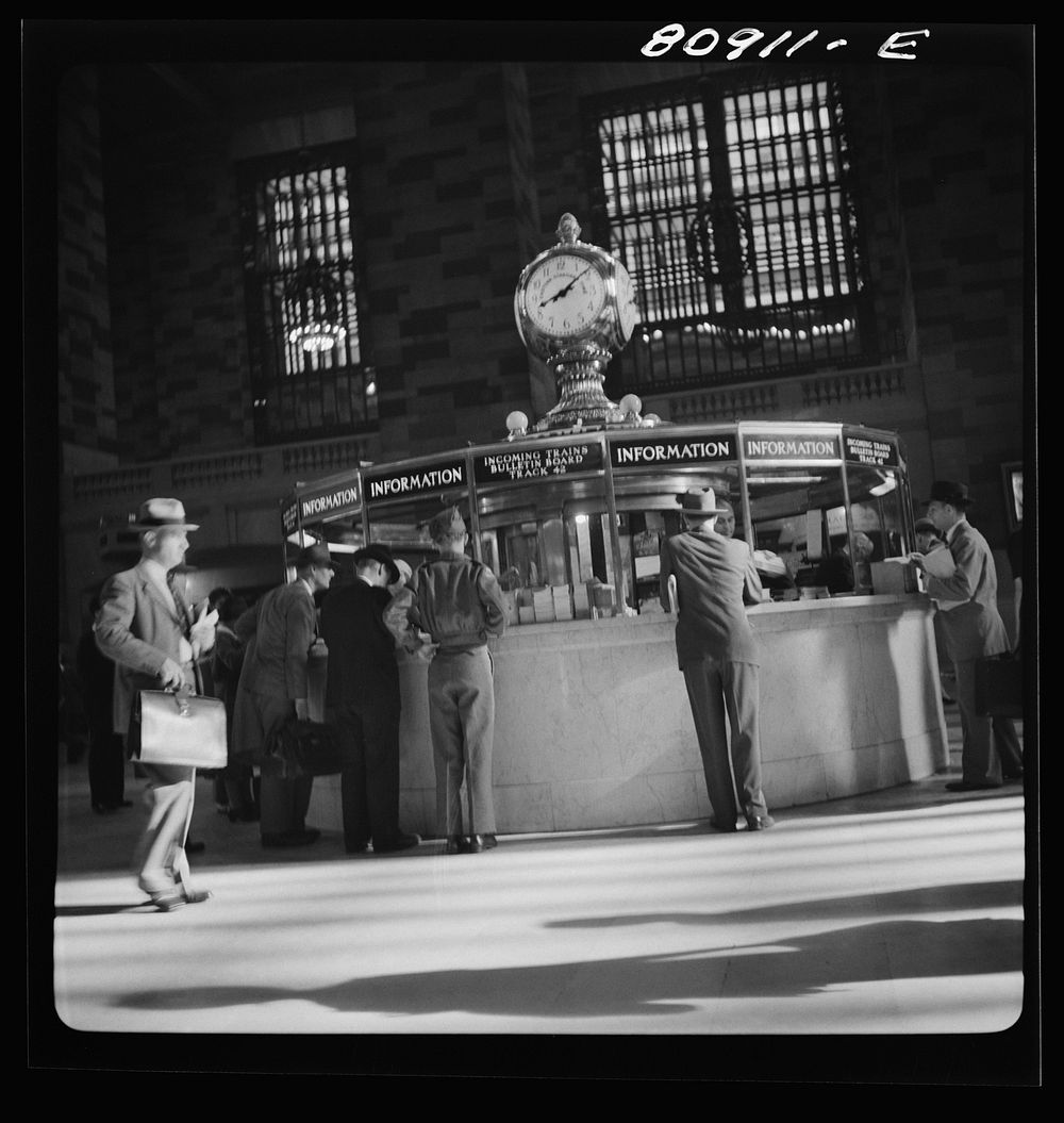 [Untitled photo, possibly related to: Grand Central Terminal, New York City]. Sourced from the Library of Congress.
