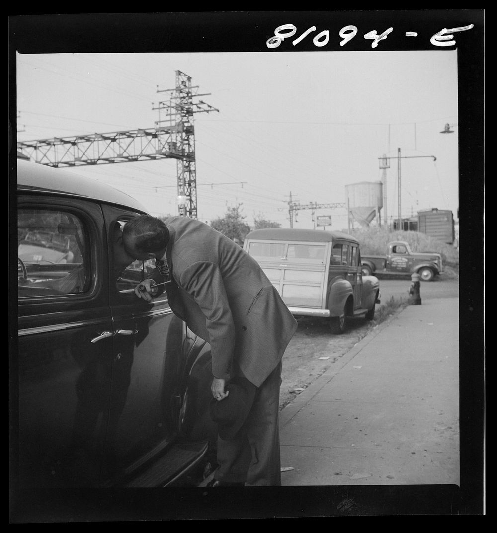 Westport, Connecticut. Commuter kissing his wife before catching train for New York. Sourced from the Library of Congress.