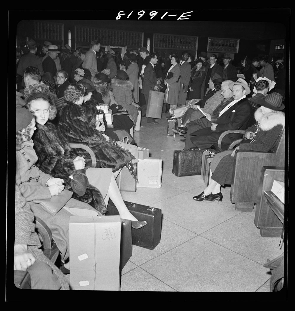 Washington D.C. Christmas rush in the Greyhound bus terminal. Sourced from the Library of Congress.
