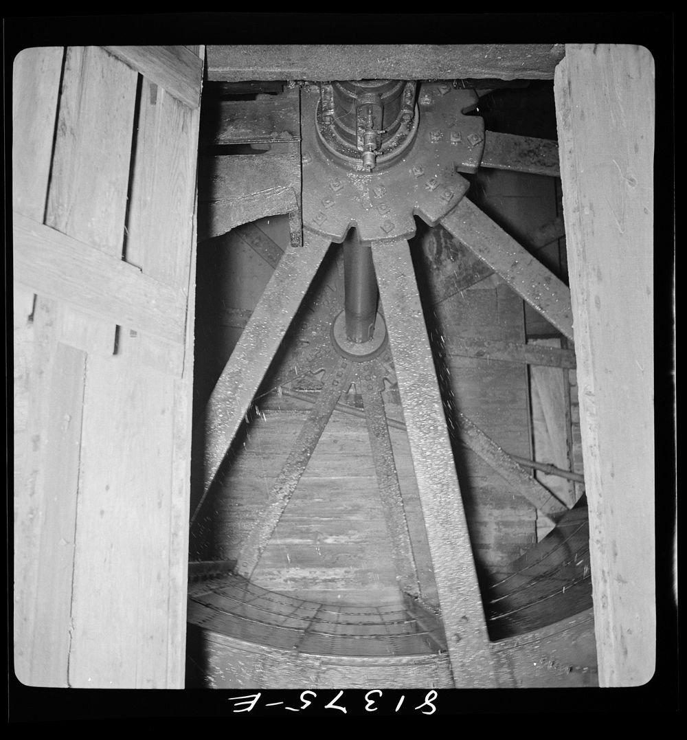 All steel waterwheel in the Vernon flour mill, New York. Sourced from the Library of Congress.