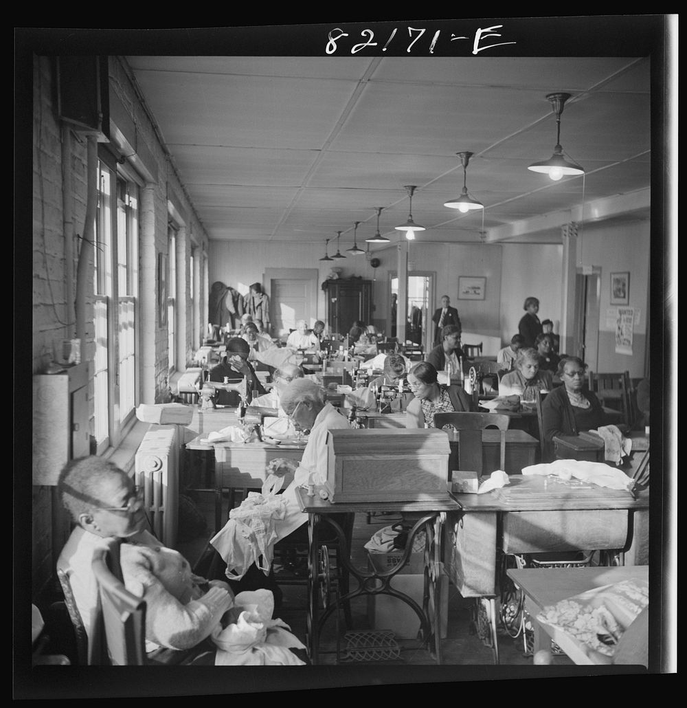 Washington, D.C. Sewing room in the self-help exchange. Sourced from the Library of Congress.
