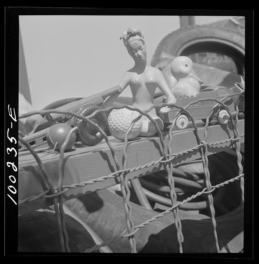 Washington, D.C. Rubber salvage display at Georgia Avenue filling station. Sourced from the Library of Congress.