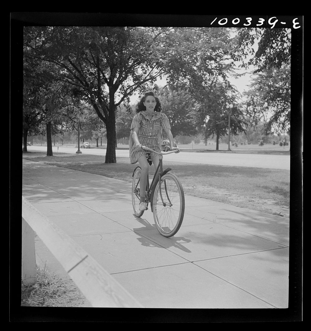 Washington, D.C. Sunday cyclist in East Potomac Park. Sourced from the Library of Congress.