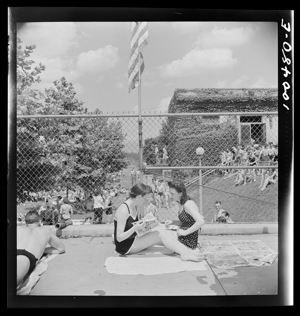[Untitled photo, possibly related to: Washington, D.C. Relaxing on the edge of the municipal swimming pool on Sunday].…