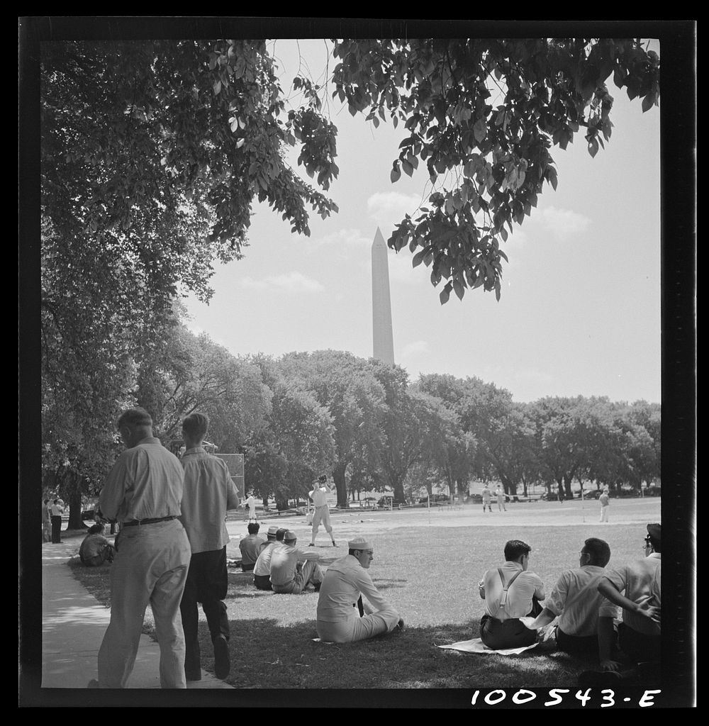 [Untitled photo, possibly related to: Washington, D.C. Sunday baseball game at Ellipse Park between garage workers and the…