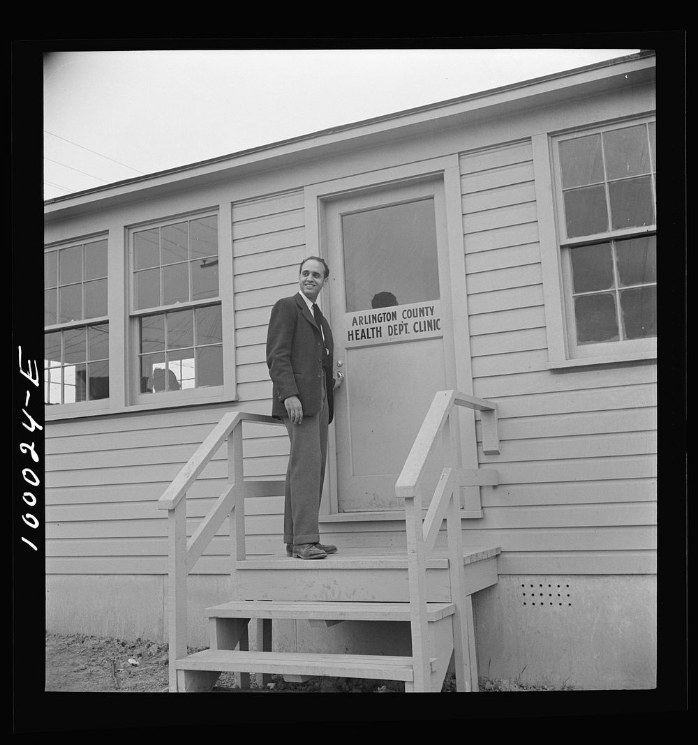 Arlington, Virginia. FSA (Farm Security Administration) trailer camp project. Outside the clinic in the community building.…