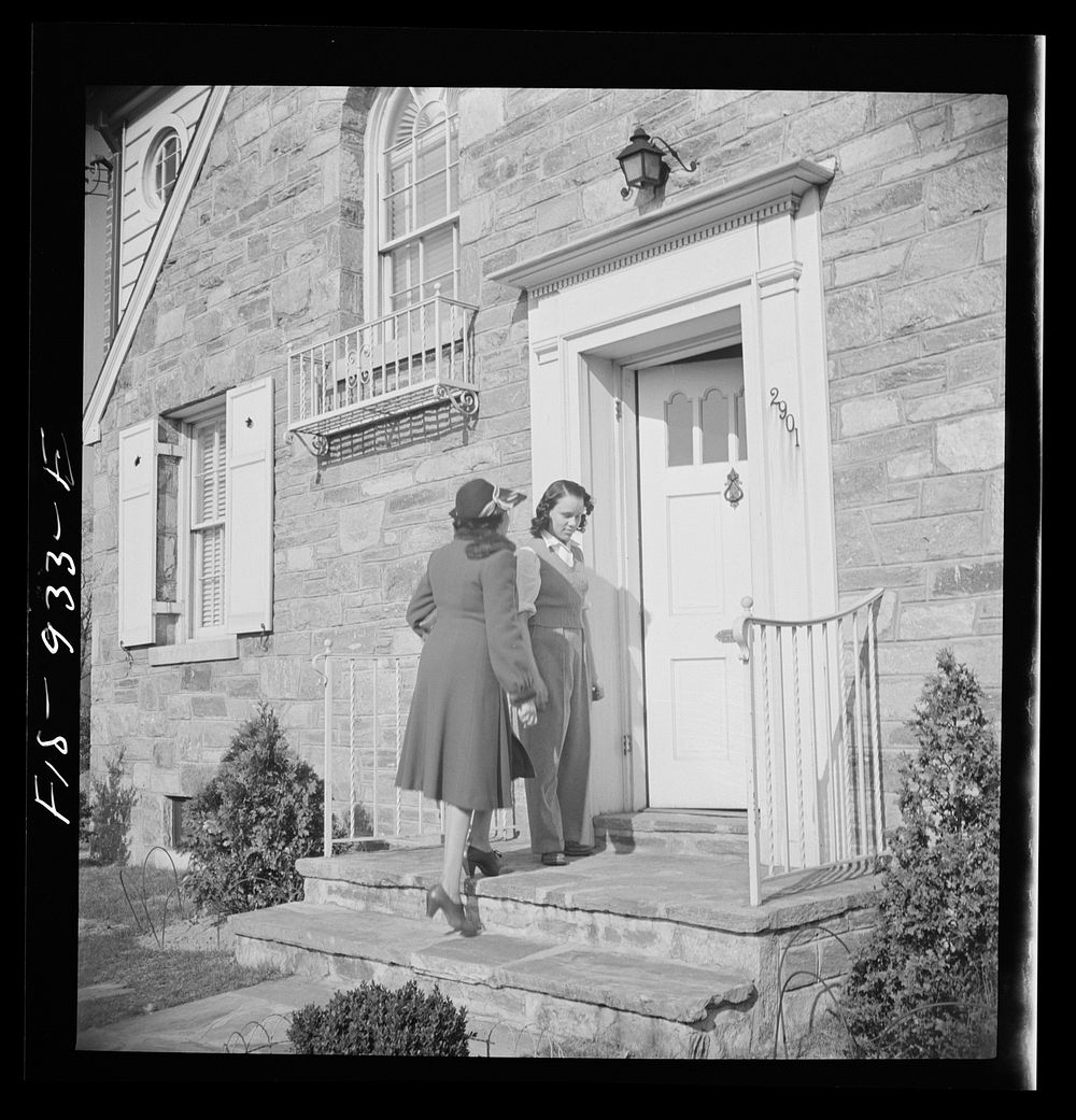 [Untitled photo, possibly related to: Washington, D.C. Teacher being greeted by her daugther as she comes home from work].…