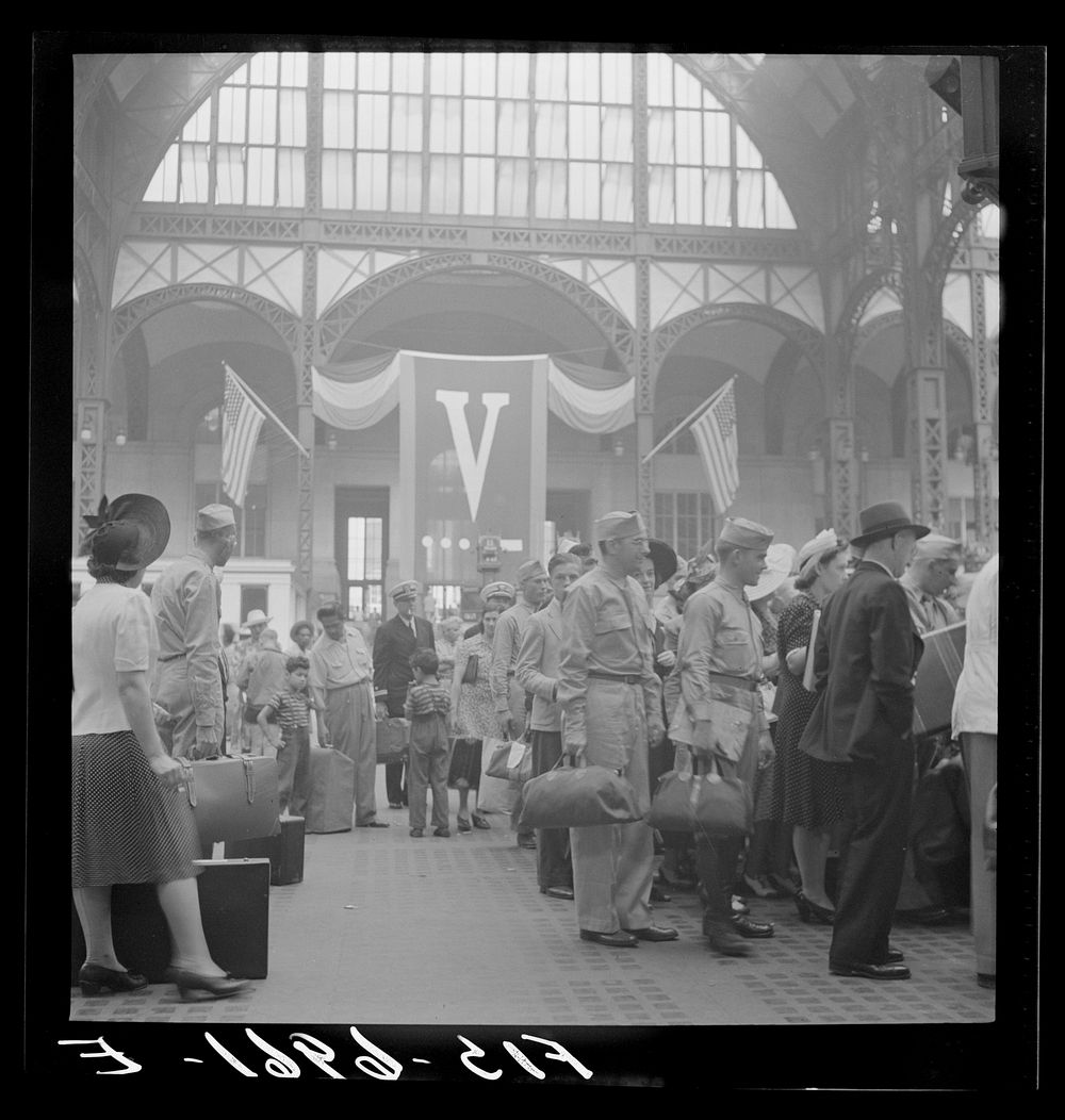 New York, New York. Pennsylvania railroad station. Sourced from the Library of Congress.