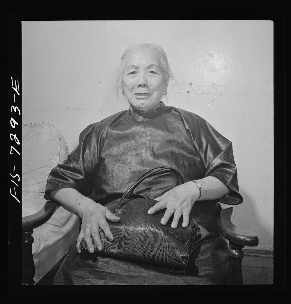 New York, New York. Old Chinese woman in Chinatown. Sourced from the Library of Congress.