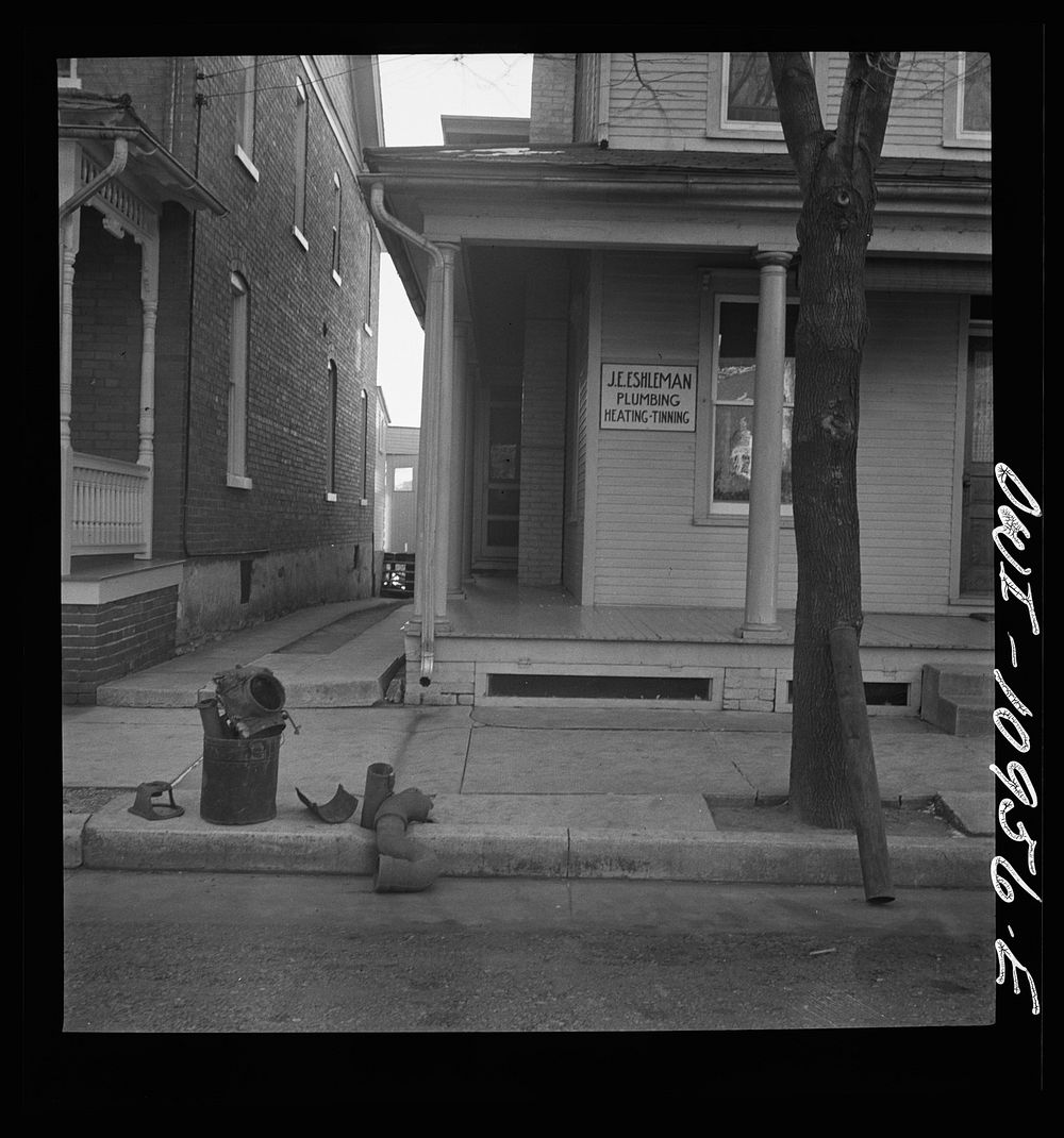 [Untitled photo, possibly related to: Lititz, Pennsylvania. Scrap collection drive. Each household placed its contribution…
