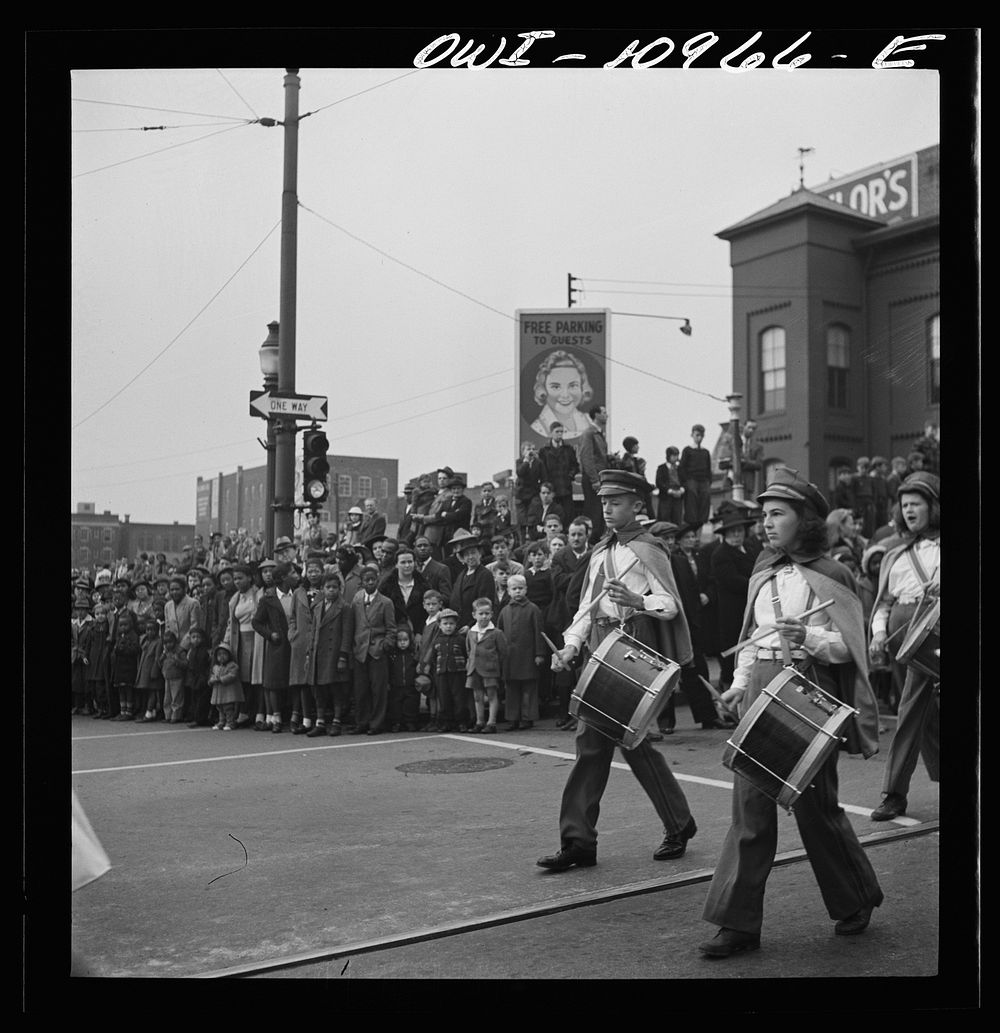 [Untitled photo, possibly related to: Lancaster, Pennsylvania. Armistice Day parade]. Sourced from the Library of Congress.