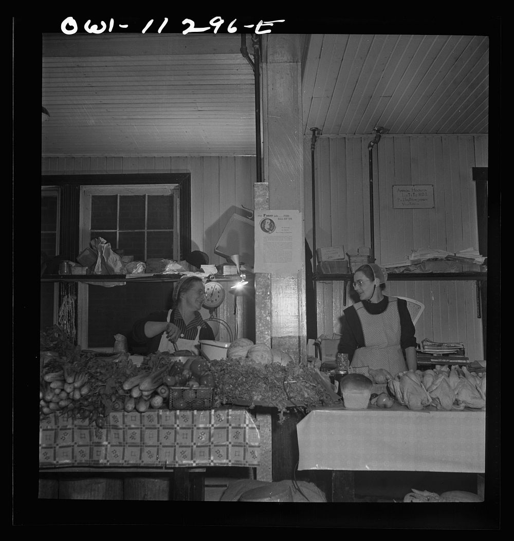 [Untitled photo, possibly related to: Lititz, Pennsylvania. Farmer's market]. Sourced from the Library of Congress.