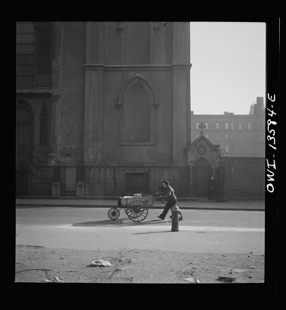 [Untitled photo, possibly related to: New York, New York. Ice man on Mott Street]. Sourced from the Library of Congress.