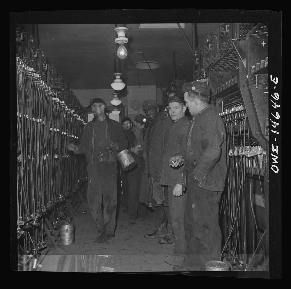 [Untitled photo, possibly related to: Pittsburgh (vicinity), Pennsylvania. Montour Number Four mine of the Pittsburgh Coal…