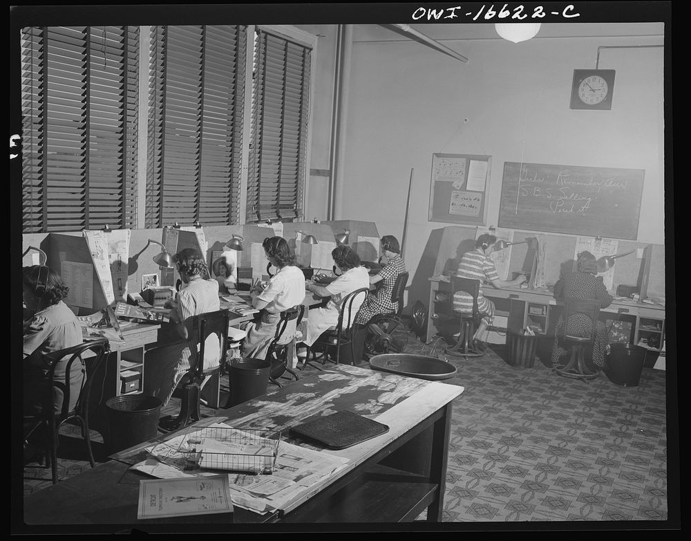 Detroit, Michigan. Order taking department at the Crowley-Milner department store. Sourced from the Library of Congress.
