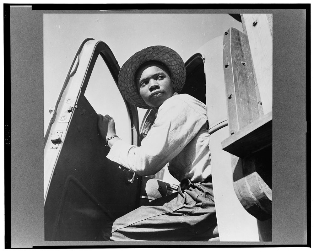 Daytona Beach, Florida. Bethune-Cookman College. Student farm worker. Sourced from the Library of Congress.