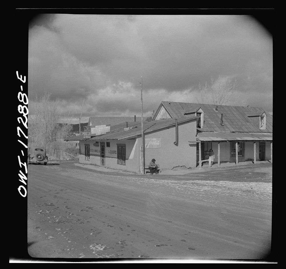 Penasco, Taos County, New Mexico. Liquor store. Sourced from the Library of Congress.