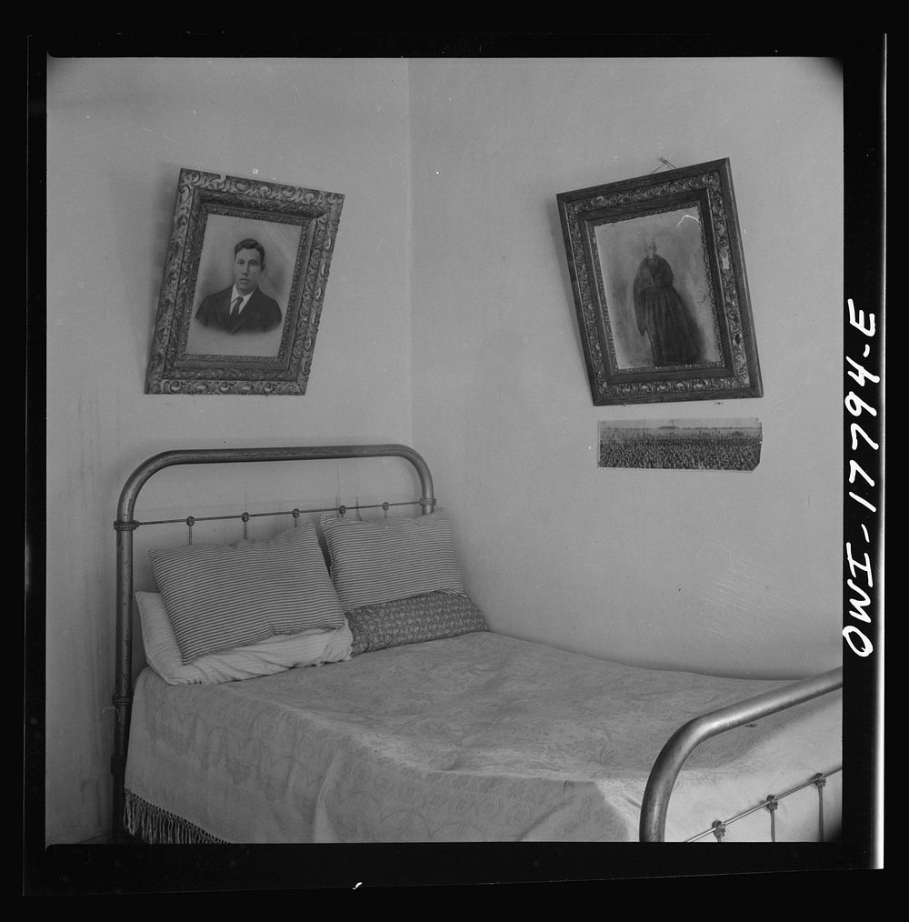 Trampas, New Mexico. Wall decorations in one of the bedrooms in the house of Juan Lopez, the majordomo. Sourced from the…