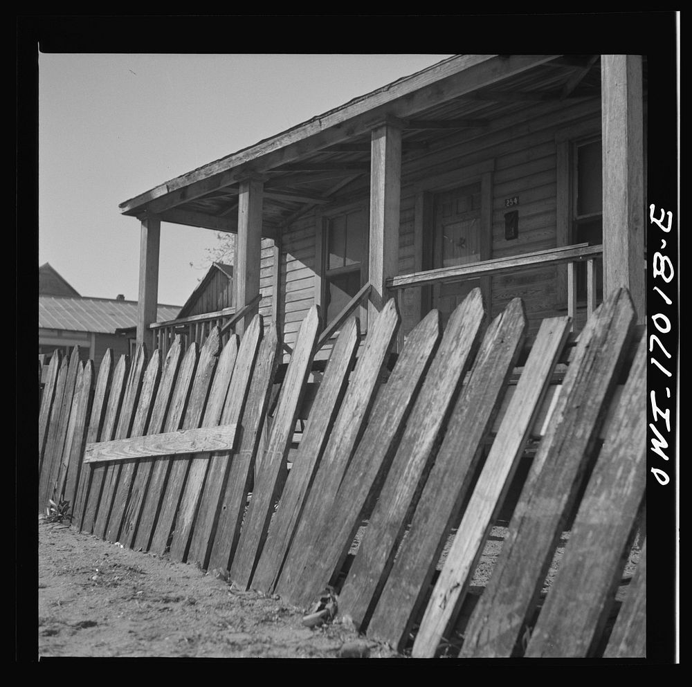 Daytona Beach, Florida. Home in the  section. Sourced from the Library of Congress.