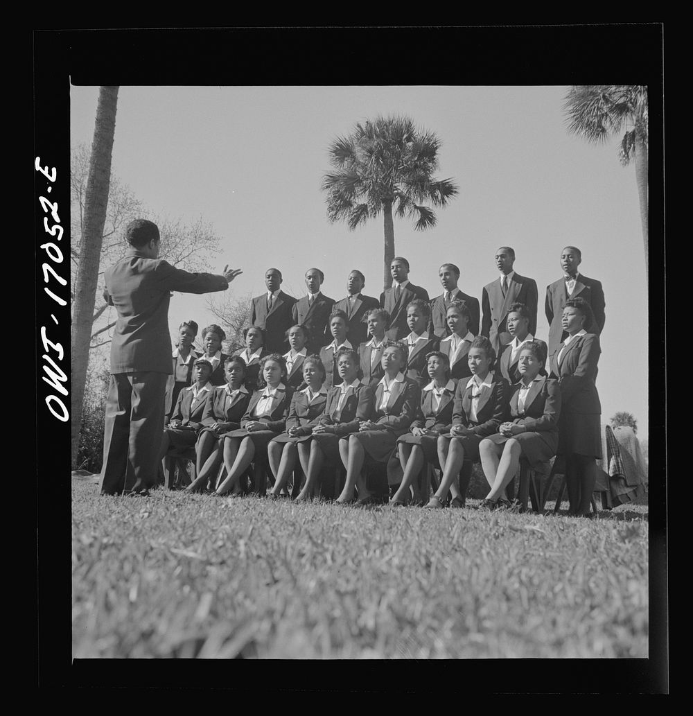 [Untitled photo, possibly related to: Daytona Beach, Florida. Bethune-Cookman College. Student choir singing on the campus].…