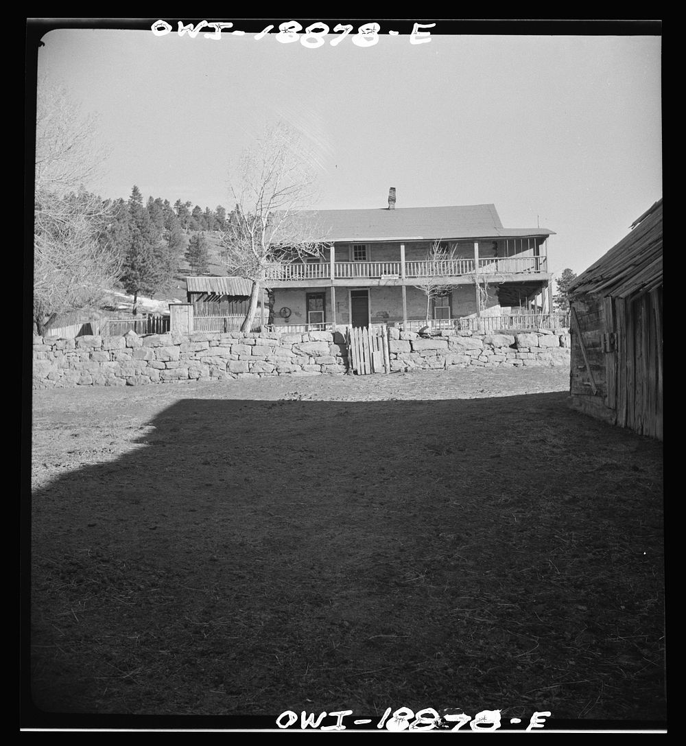 Moreno Valley, Colfax County, New Mexico. The Mutz ranch. Sourced from the Library of Congress.