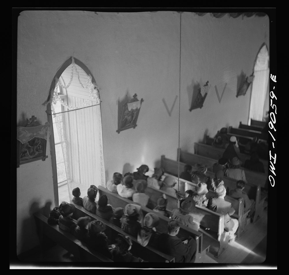 [Untitled photo, possibly related to: Questa, Taos County, New Mexico. Mass]. Sourced from the Library of Congress.