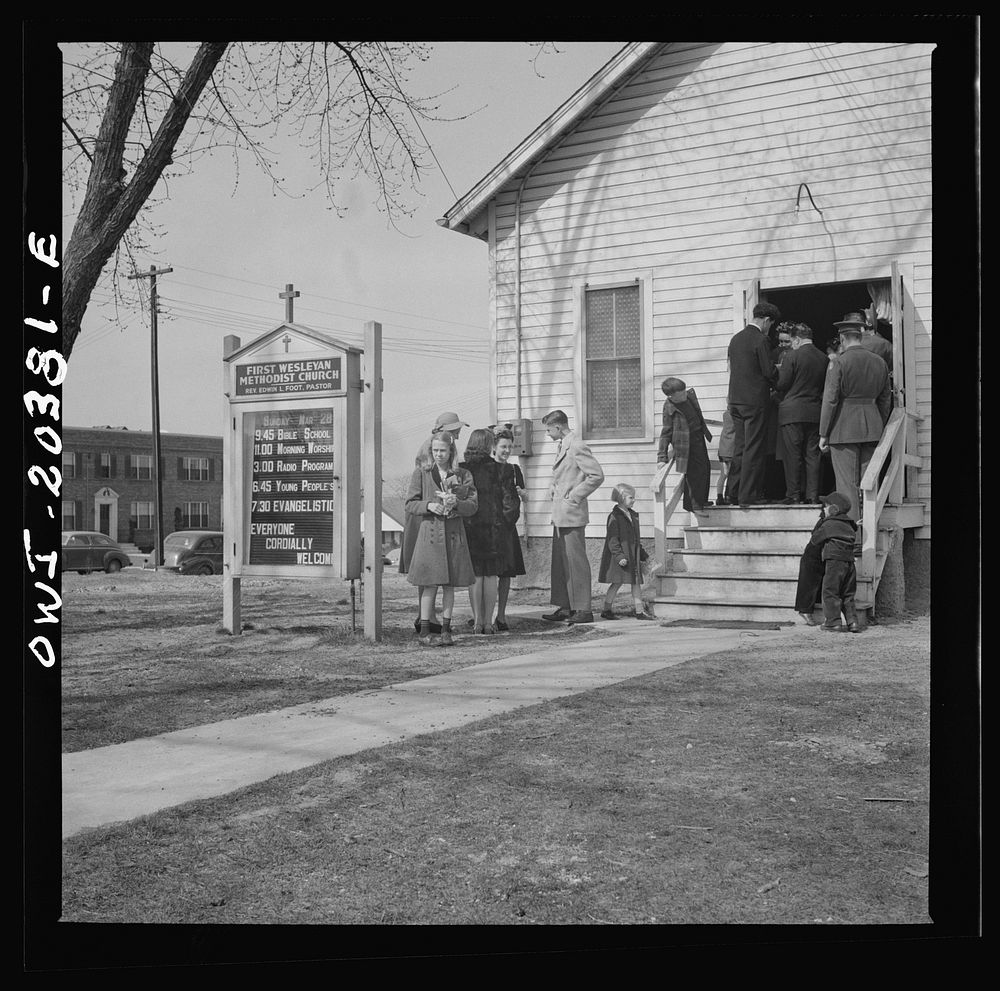 [Untitled photo, possibly related to: Washington, D.C. People leaving the First Wesleyan Methodist church after services].…