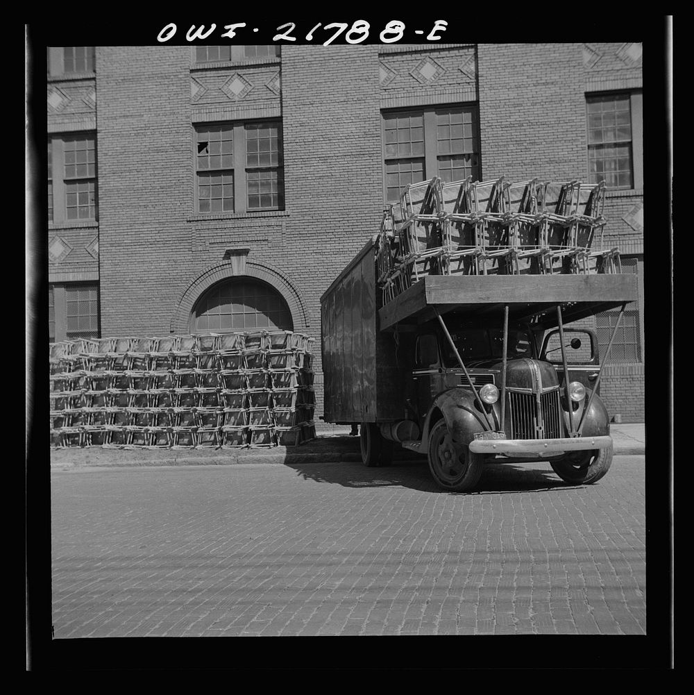 Montgomery, Alabama. Truck loaded with cane chairs. Sourced from the Library of Congress.