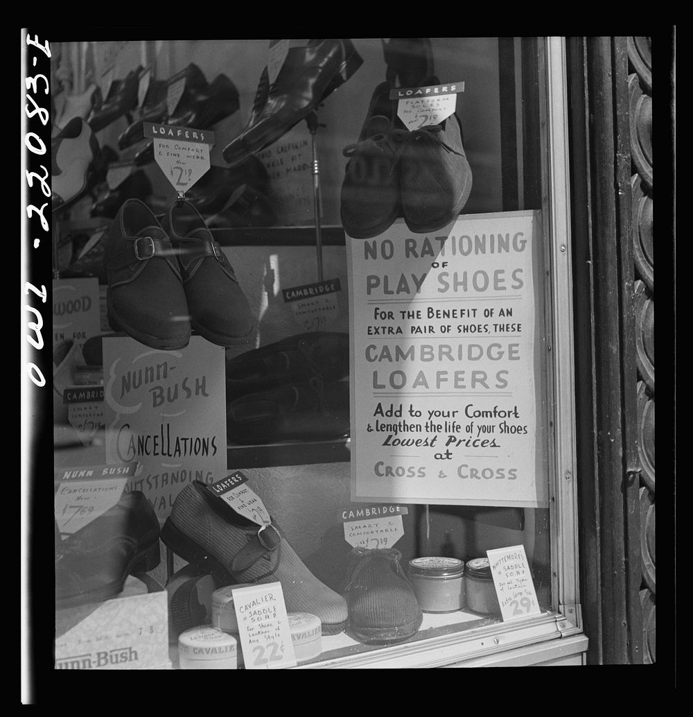 Baltimore, Maryland. Shoe store window. Sourced from the Library of Congress.