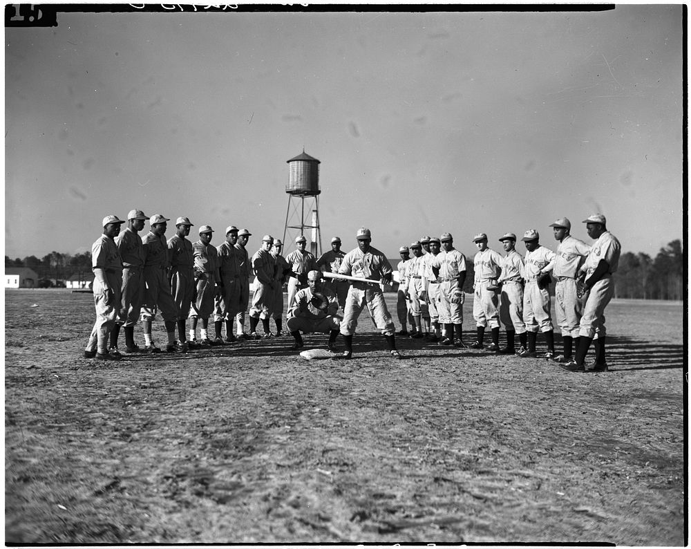  Marines prepare for action. Breaking a tradition of 167 years, the U.S. Marine Corps started enlisting Negroes on June 1…