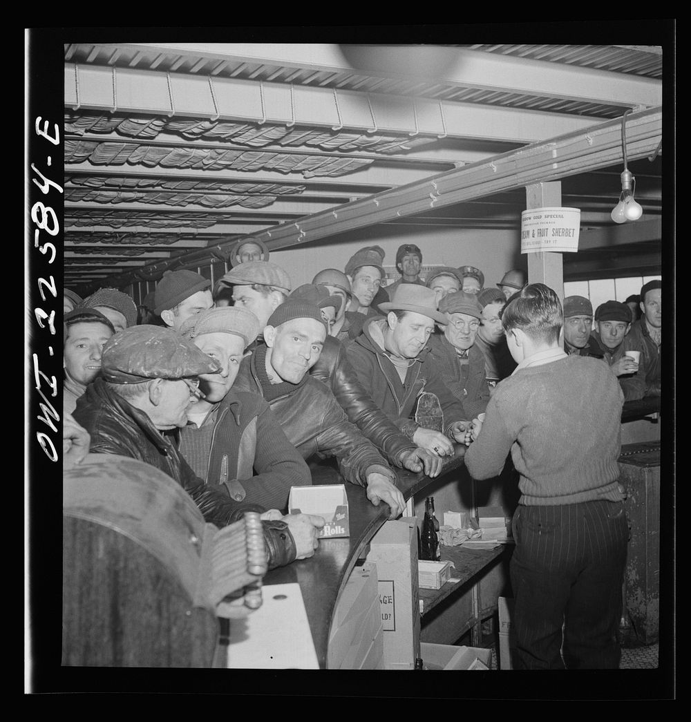 Baltimore, Maryland. Eighteen hundred workers are carried from the Bethlehem Fairfield shipyard to Baltimore on a former…