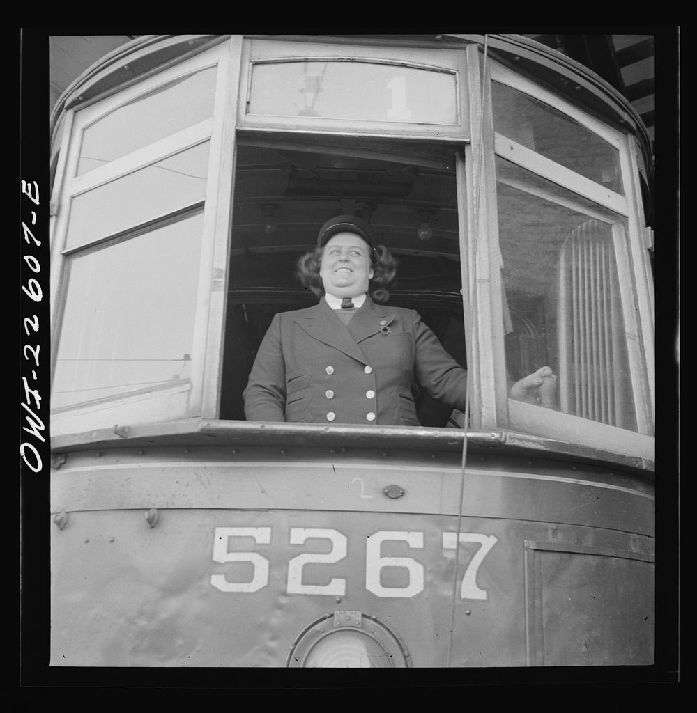 Baltimore, Maryland. Woman trolley conductor. Sourced from the Library of Congress.