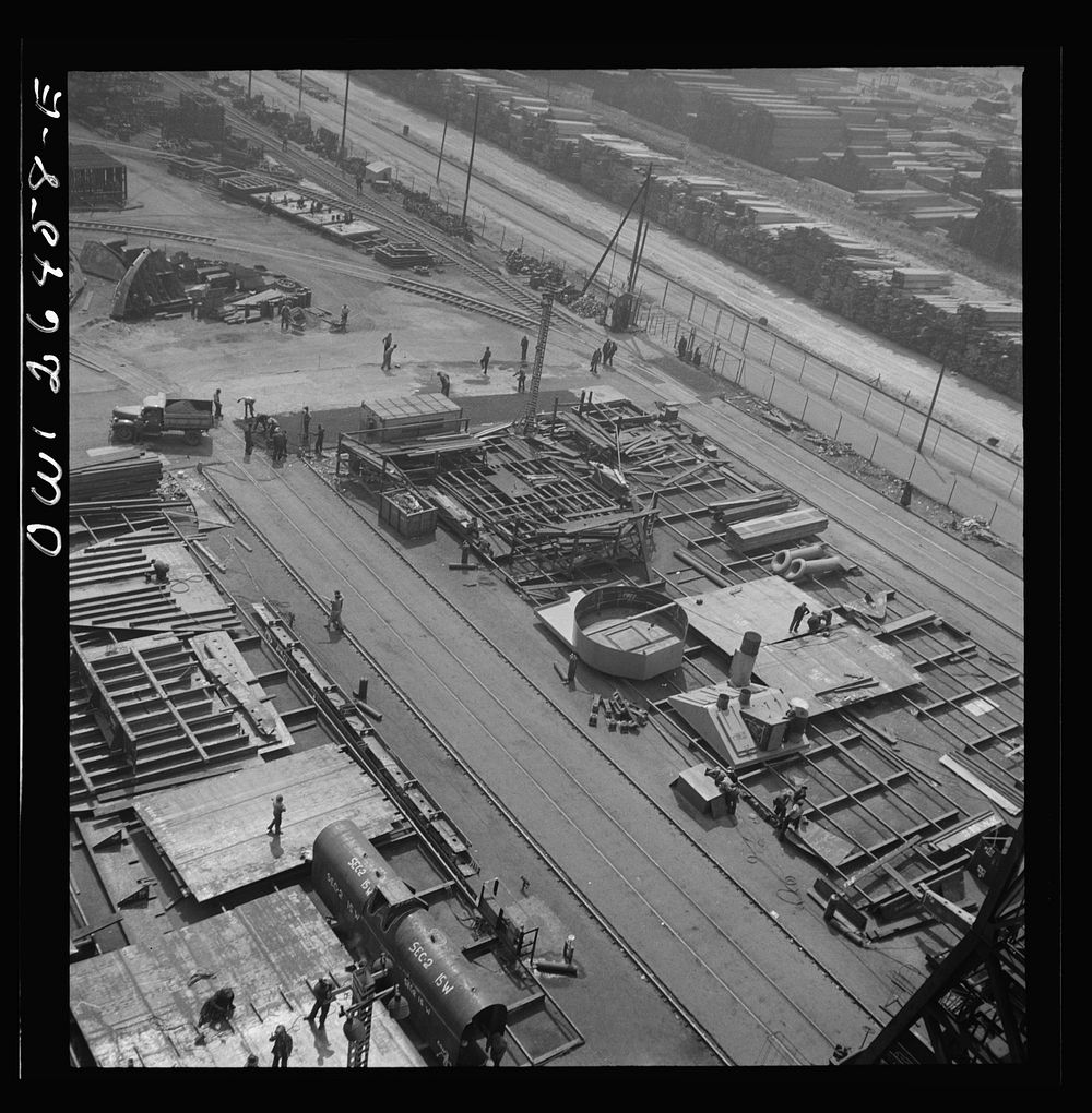 Bethlehem-Fairfield shipyards, Baltimore, Maryland. Part of the shipyard. Sourced from the Library of Congress.