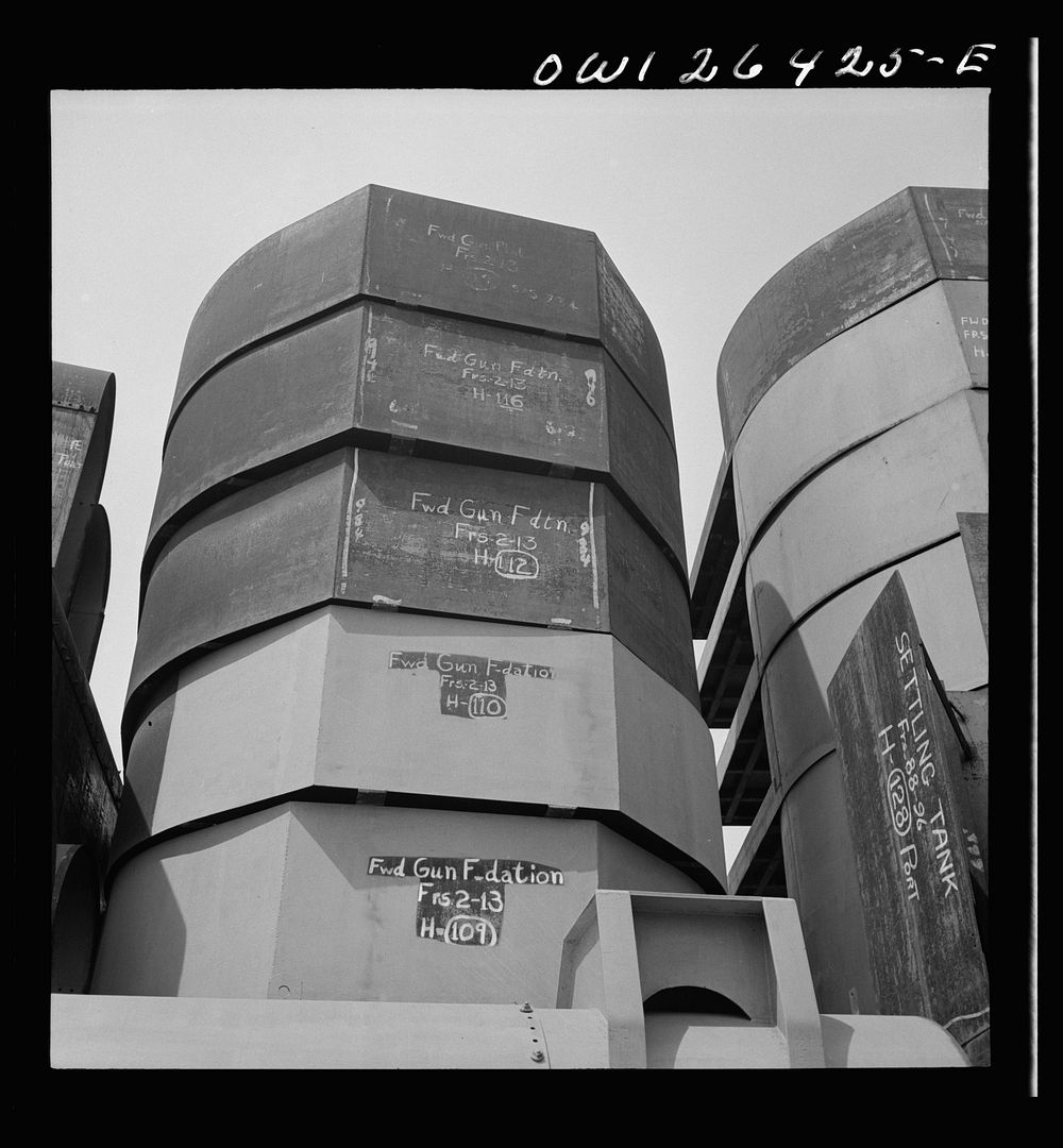 Bethlehem-Fairfield shipyards, Baltimore, Maryland. Part of a forward gun mount. Sourced from the Library of Congress.