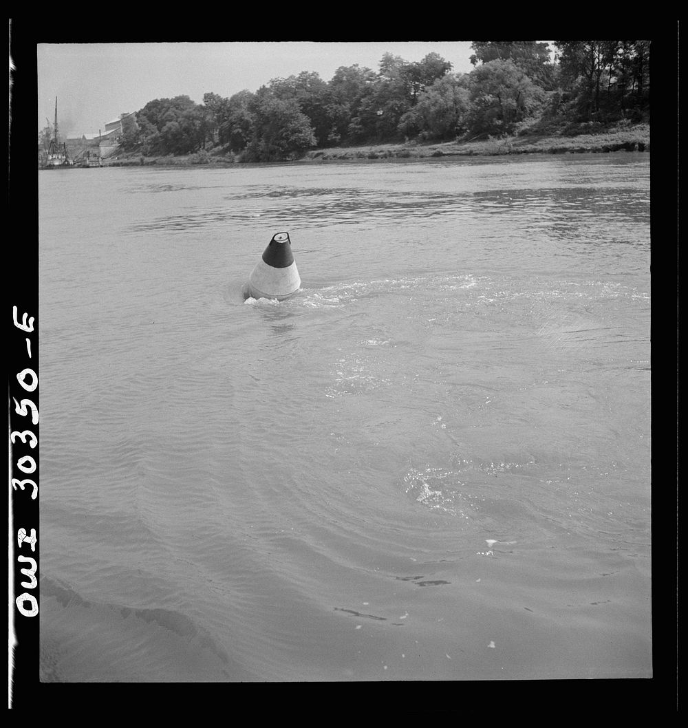 Buoy in Ohio River. Sourced from the Library of Congress.
