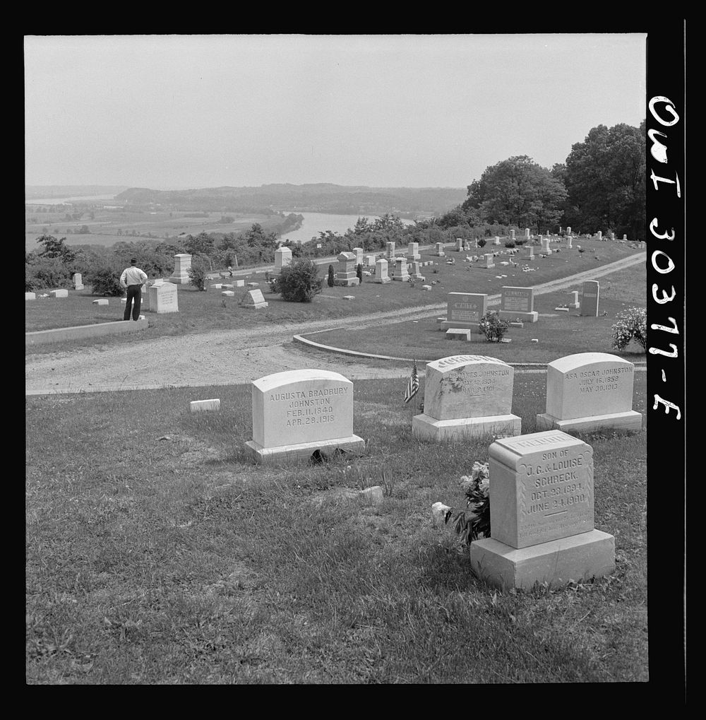 Cemetery on a hill overlooking Ohio River near Gallipolis. Sourced from the Library of Congress.
