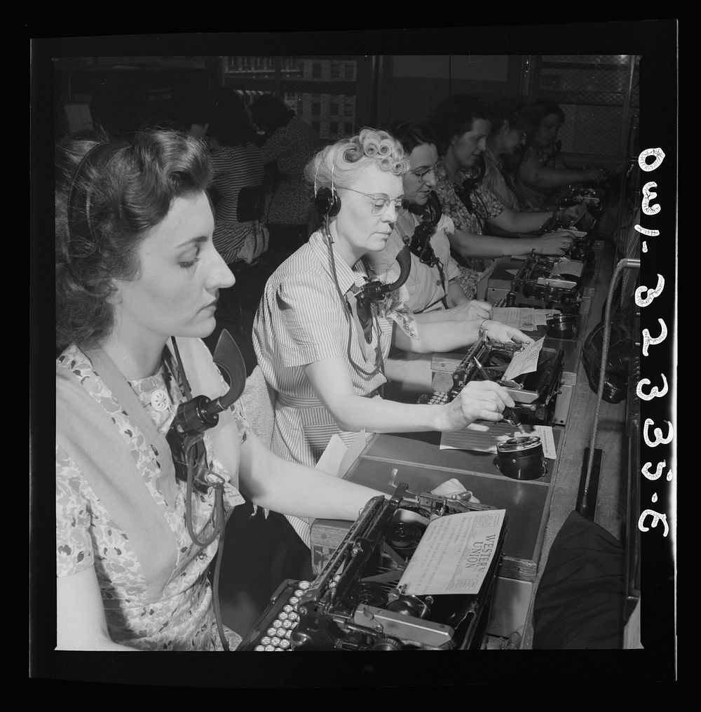 Washington, D.C. Telephone operators at the telegraph office. Sourced from the Library of Congress.