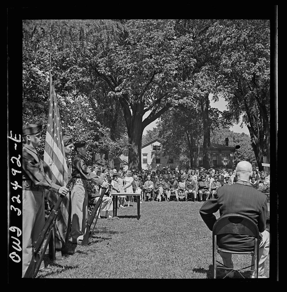 [Untitled photo, possibly related to: Oswego, New York. Howard Fast, author of "Citizen Tom Paine," addressing the high…