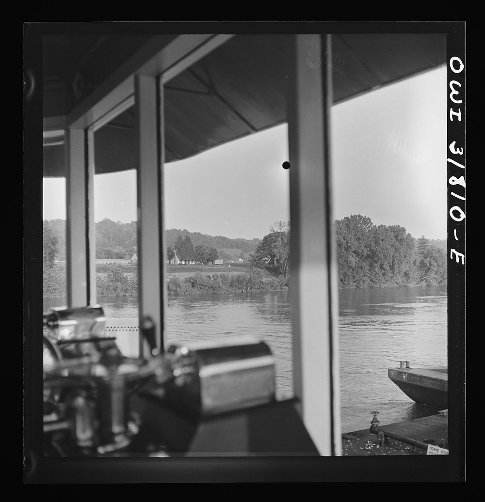 Ohio River banks as seen from the pilot window of the towboat Ernest T. Weir going down the Ohio River to Cincinnati.…