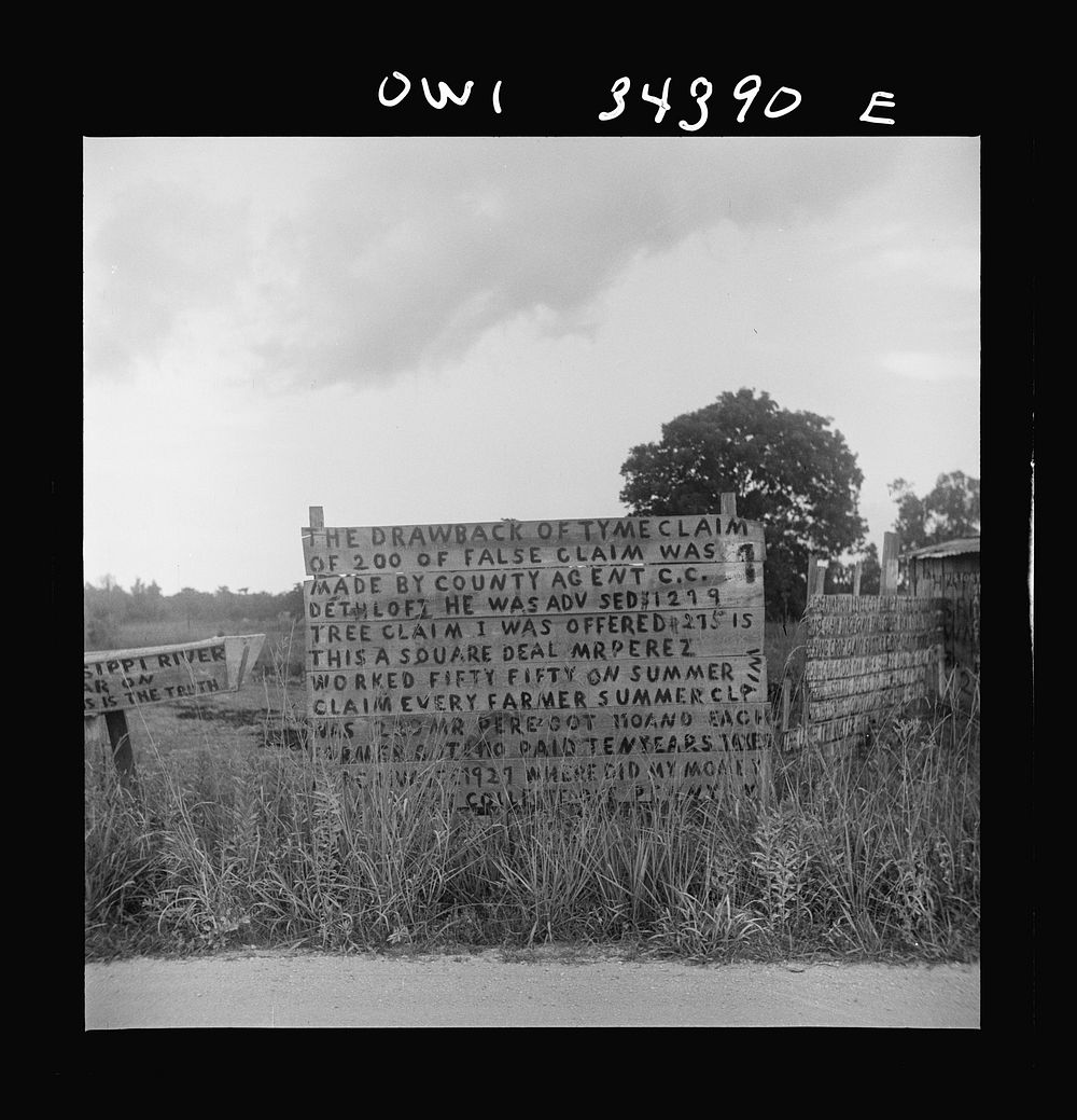 Plaquemines Parish, Louisiana. Signs along the highway. Sourced from the Library of Congress.