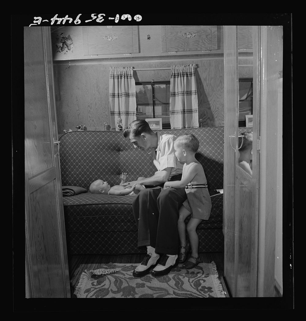 Middle River, Maryland. A FSA (Farm Security Administration) housing project for Glenn L. Martin aircraft workers. A…