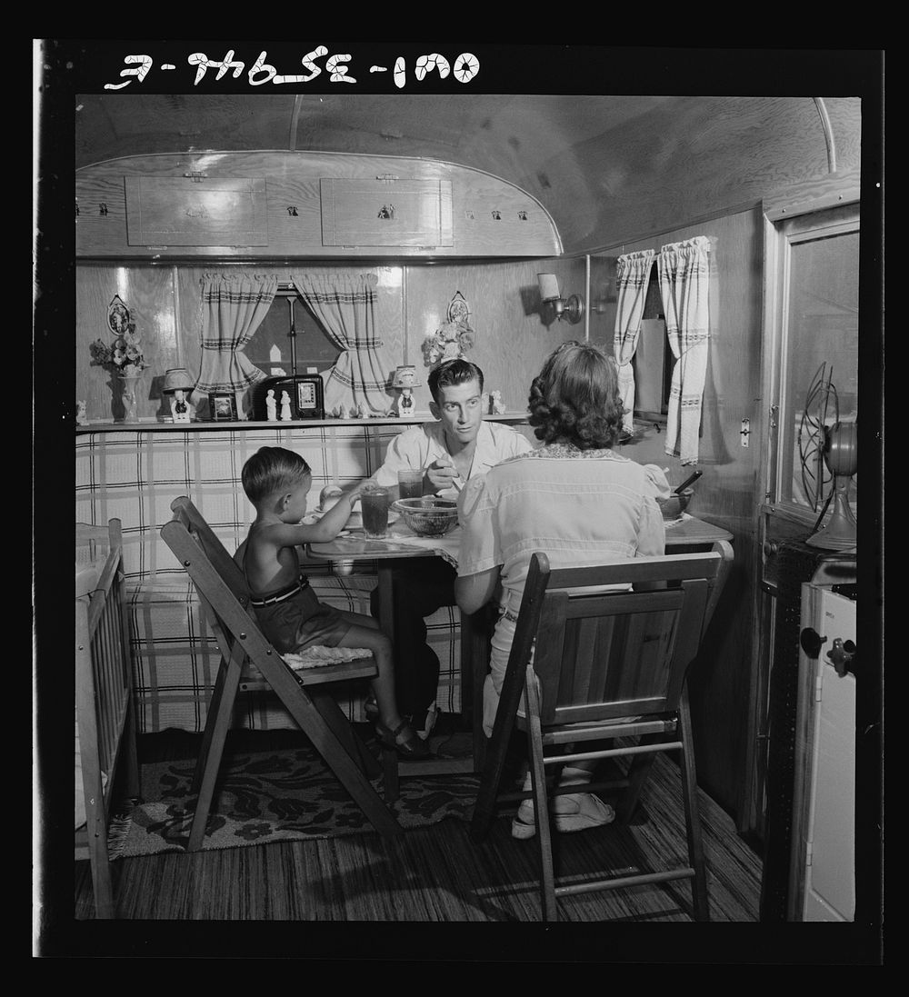 Middle River, Maryland. A FSA (Farm Security Administration) housing project for Glenn L. Martin aircraft workers. A…