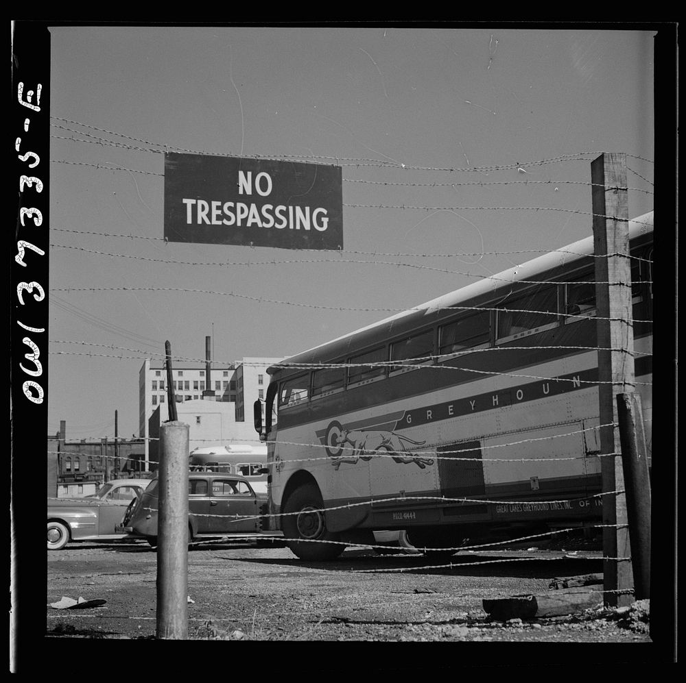 Columbus, Ohio. Sign on a parking lot where buses are kept. Sourced from the Library of Congress.