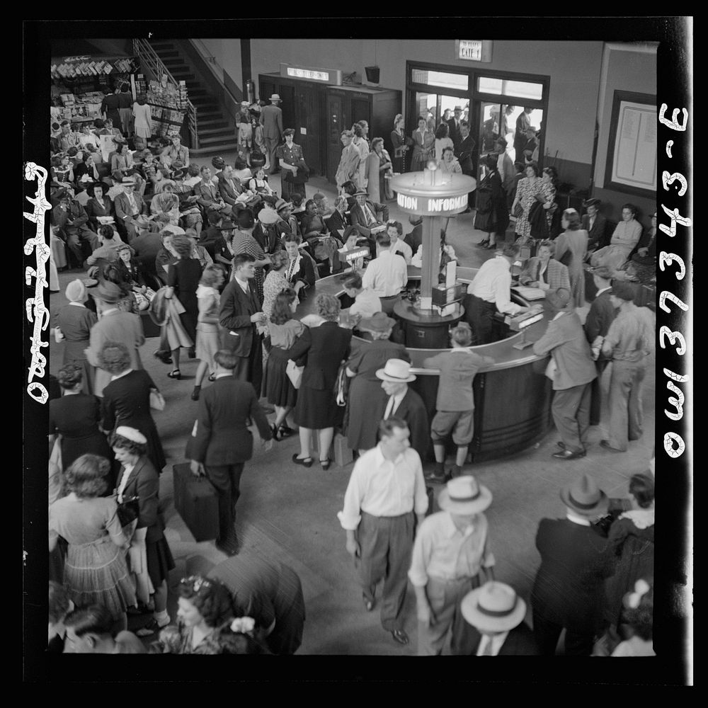 Pittsburgh, Pennsylvania. waiting room Greyhound Free Photo rawpixel