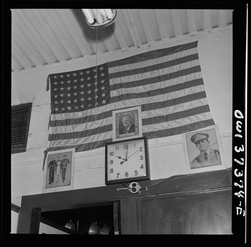 Columbus, Ohio. Decorations in a restaurant across from the Greyhound bus terminal. Sourced from the Library of Congress.